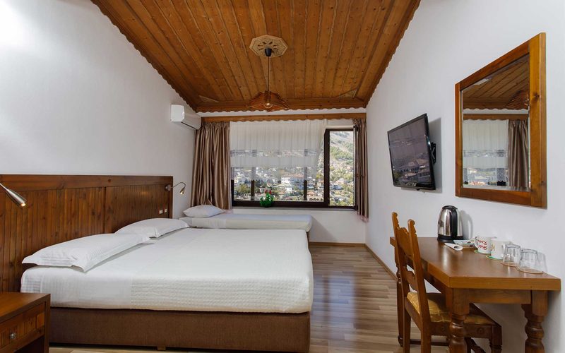 Hotel Kodra — Sarandë · Albanian Riviera