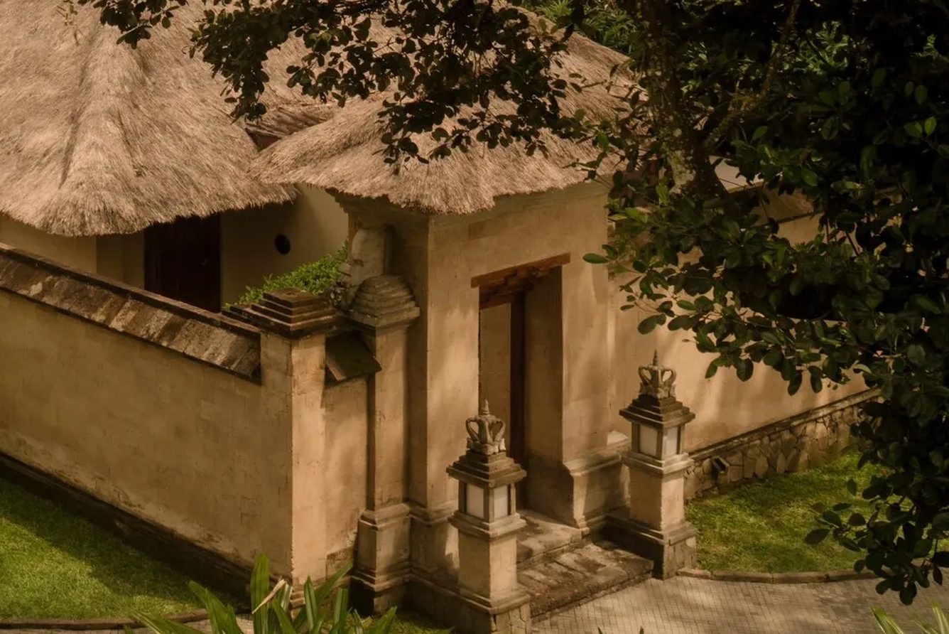 Village pathways and gardens inside Amandari, Ubud