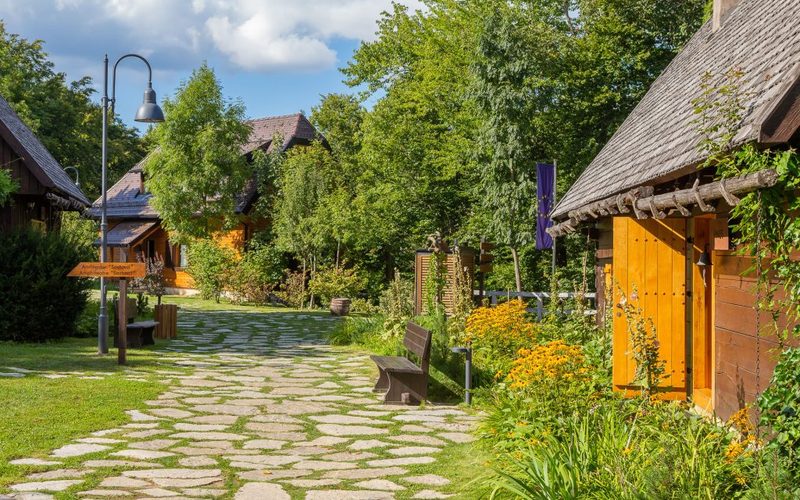 Fenomen Plitvice — Plitvička Jezera · Lika