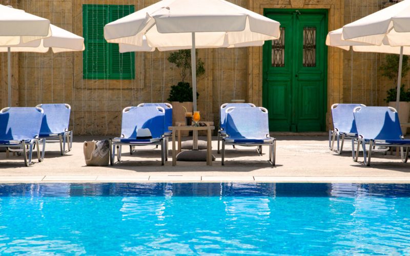 Cleopatra Hotel — Nicosia · Makarios Avenue