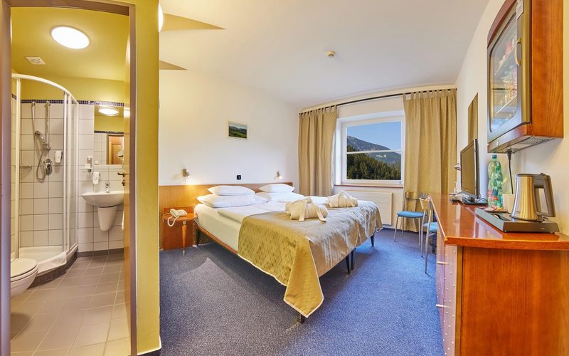 Hotel Horizont — Pec pod Sněžkou · Giant Mountains