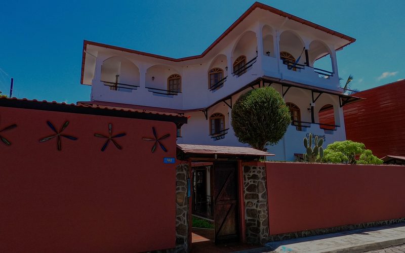 Galapagos Suites — Puerto Ayora · Santa Cruz, Galápagos