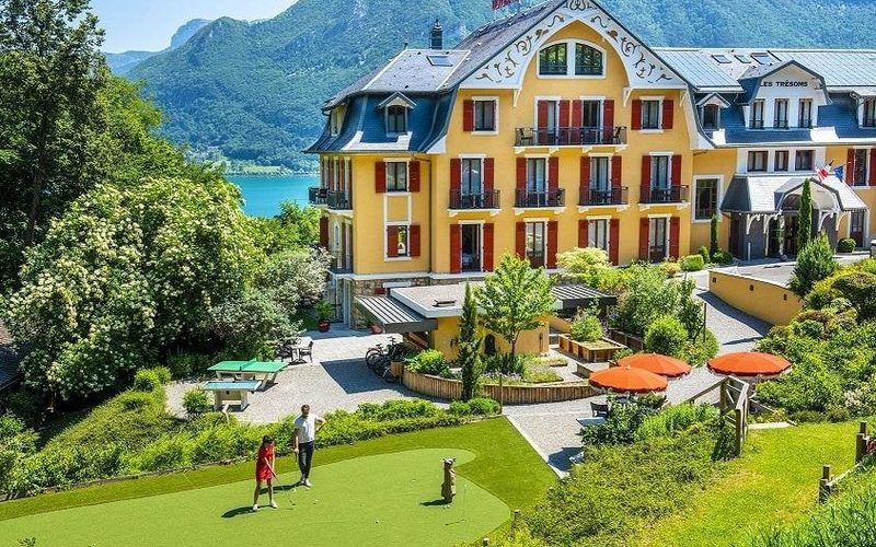Hôtel Les Trésoms — Annecy · French Alps