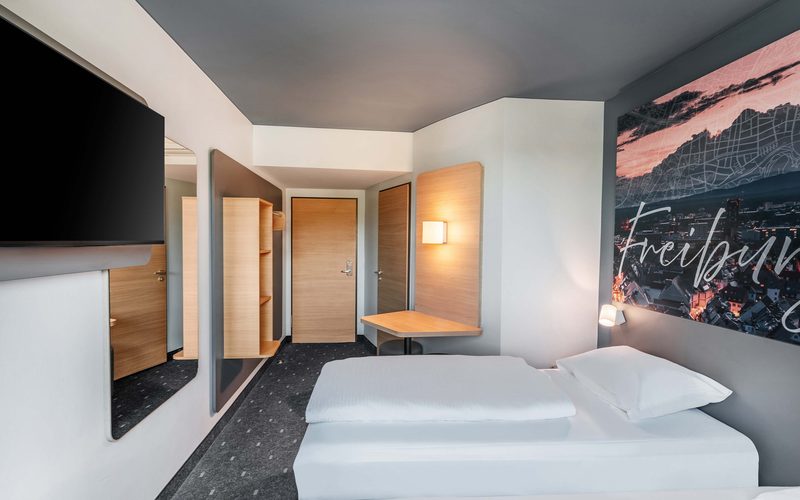 B&B Hotel Freiburg-Süd — Freiburg · Stühlinger