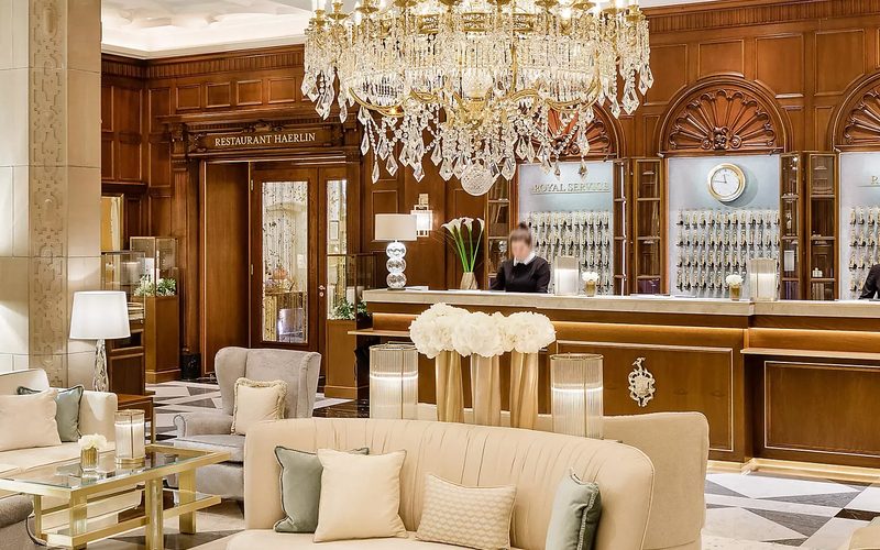 Fairmont Hotel Vier Jahreszeiten Hamburg — Hamburg · Inner Alster