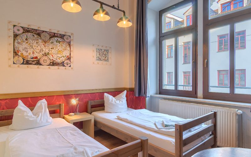 Hostel Mondpalast Dresden — Dresden · Neustadt