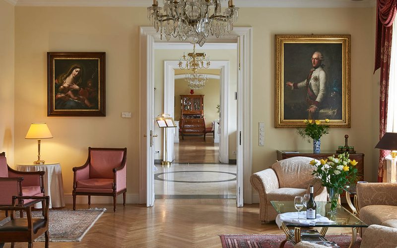 Gróf Degenfeld Kastélyhotel — Tarcal · Tokaj