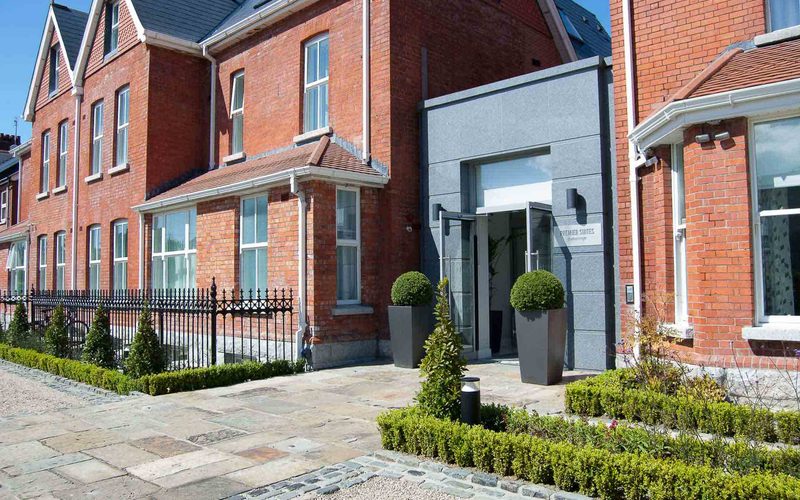PREMIER SUITES Dublin Ballsbridge — Dublin · Dublin