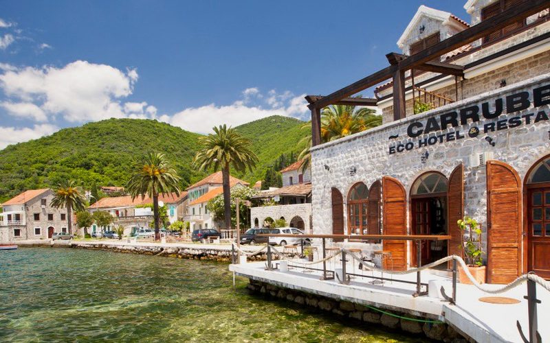 Eco Hotel Carrubba — Donja Lastva · Tivat