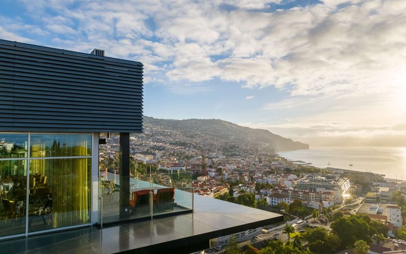 The Views Baía — Funchal · Madeira